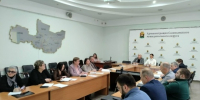 В администрации Соликамского муниципального округа состоялось заседание организационного комитета по подготовке и проведению новогодних и рождественских мероприятий. - PRO Соликамск